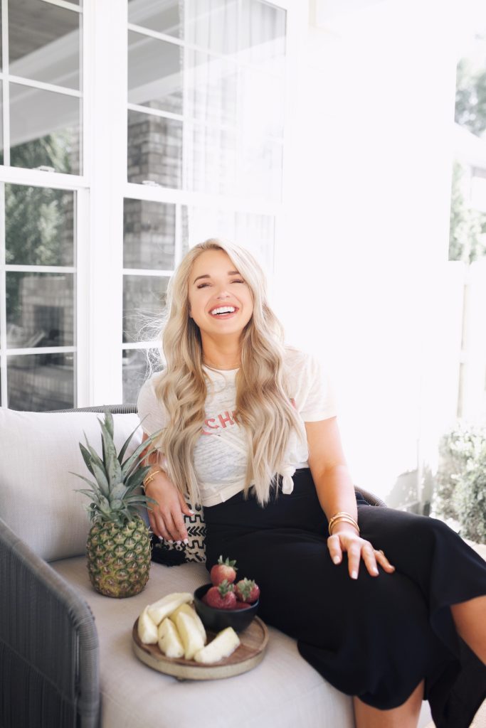 Maddie Ruff Podcasts I Love: Business, True Crime and Lifestyle | Maddie Duff